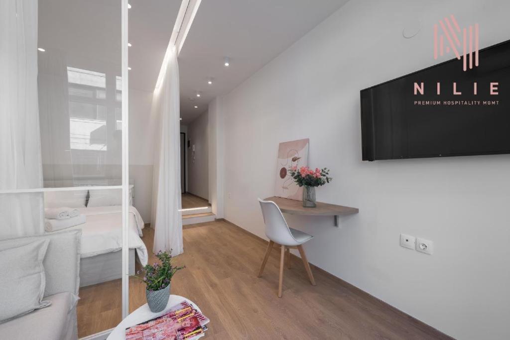 テッサロニキV1, Nilie Hospitality Mgmtアパートメント エクステリア 写真